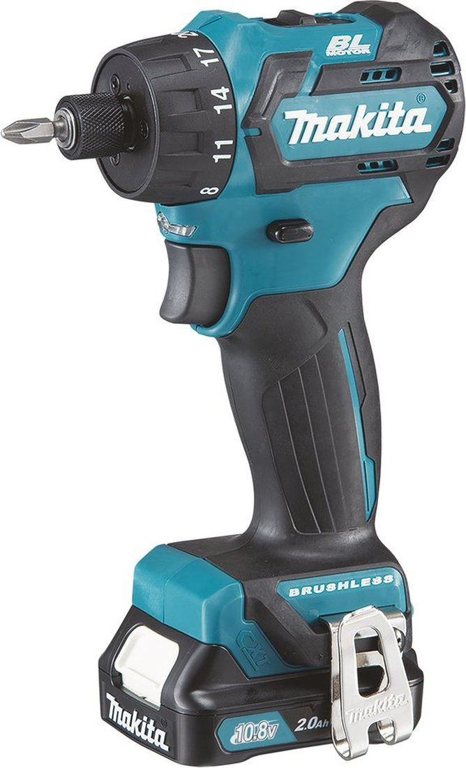 - Makita DF032DWME, 4,   
